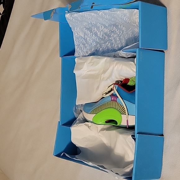 Air Jordan XXXV WIP (GS) 6Y - Picture 6 of 14